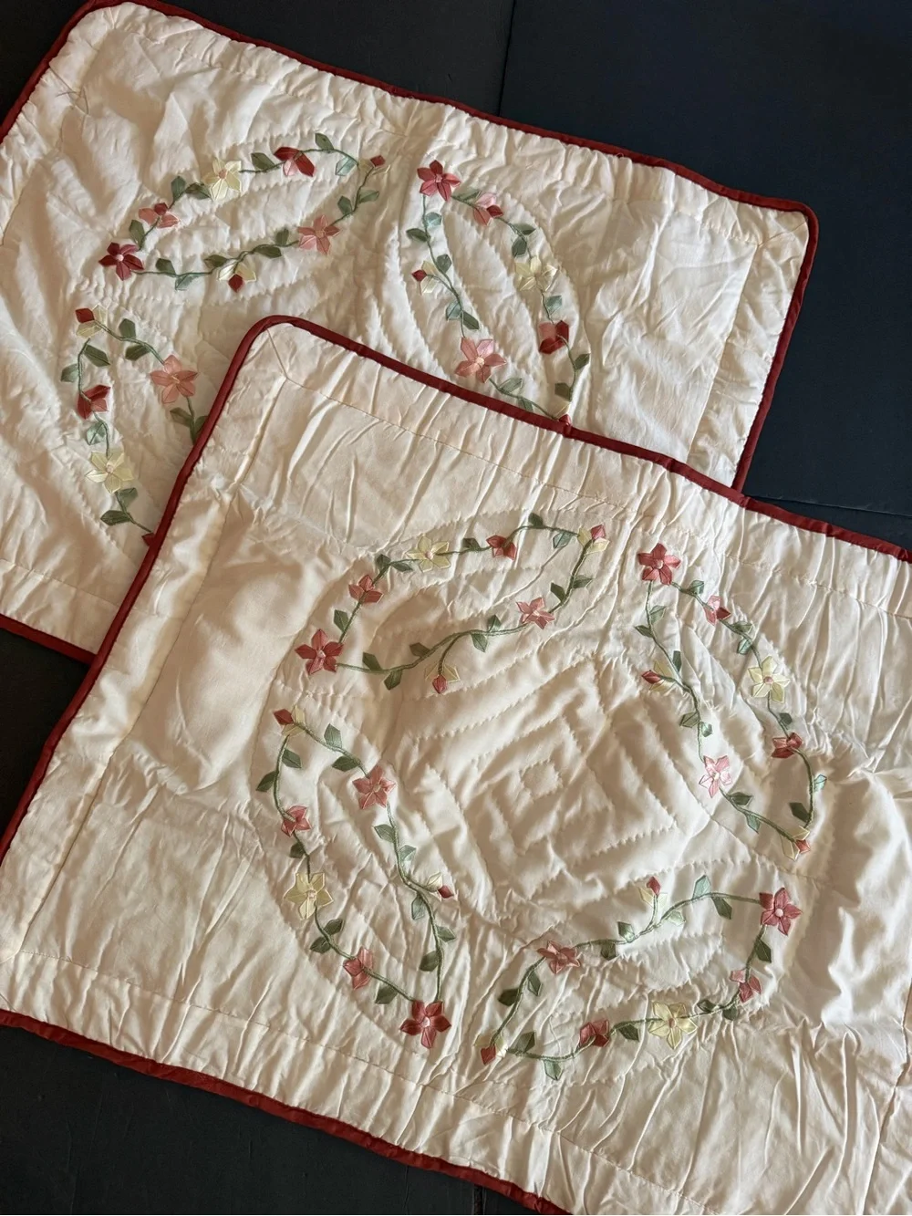 New American Traditions Cream Quilted Abigail Ribbon Pillow Sham 20x26” Country